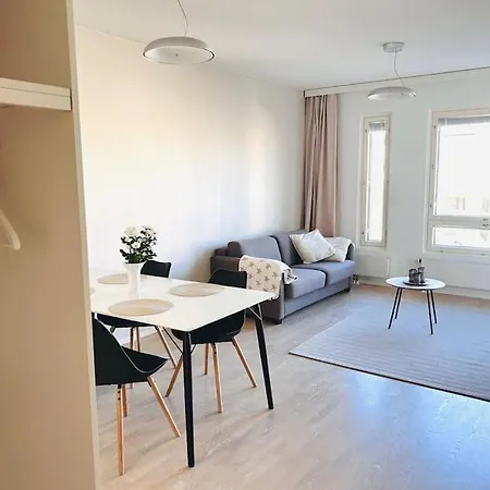 Hieno Seitsemannen Kerroksen Kaksio Tampella *